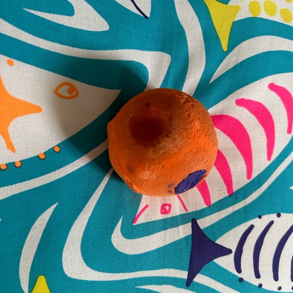 LUSH COSMETICS JUNE 2024 KITCHEN BOX EXCLUSIVE LAVA LAMP BATH BOMB - Picture 4 of 8